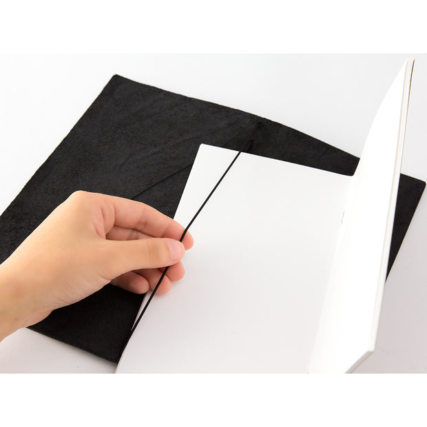 Traveler´s Notebook Starter Kit Regular Size, Black - noteworthy