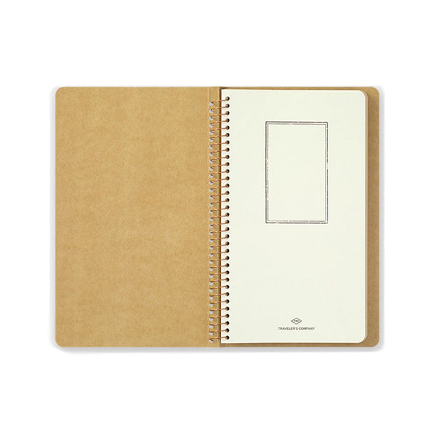 Traveler´s Company A5 Slim Paper Pocket Spiral Ring Notebook - noteworthy