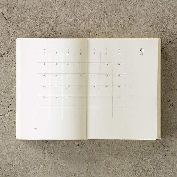 Midori MD 2022 Diary 1 day / 1 page - A5